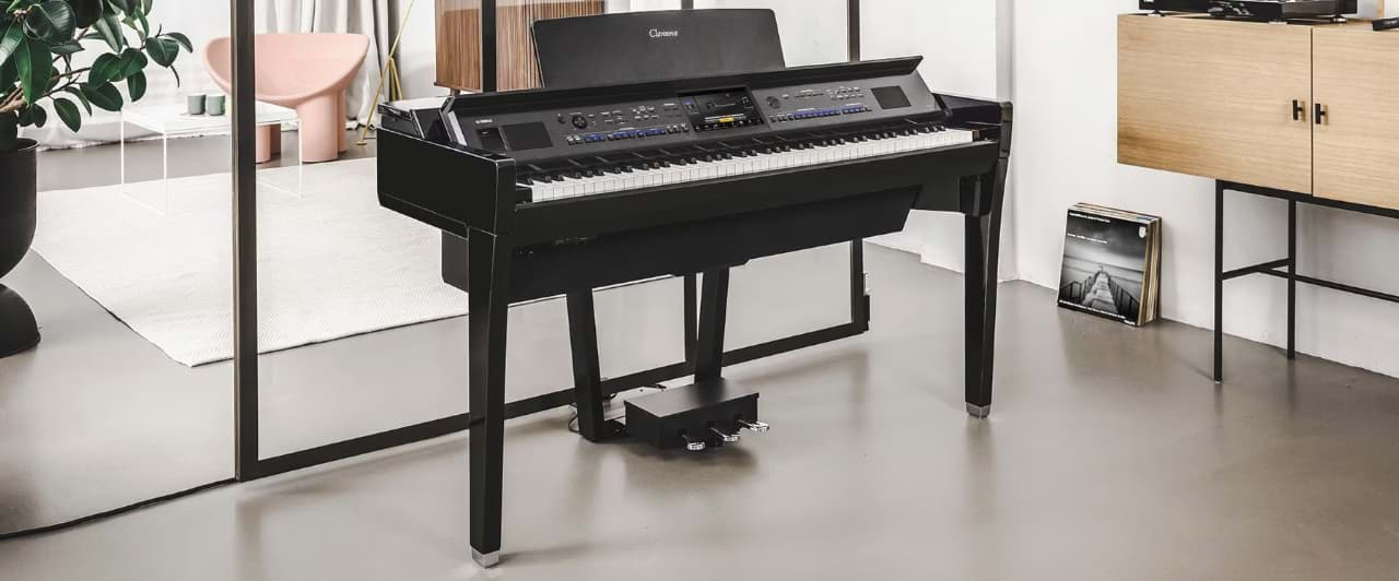 Yamaha CVP-909